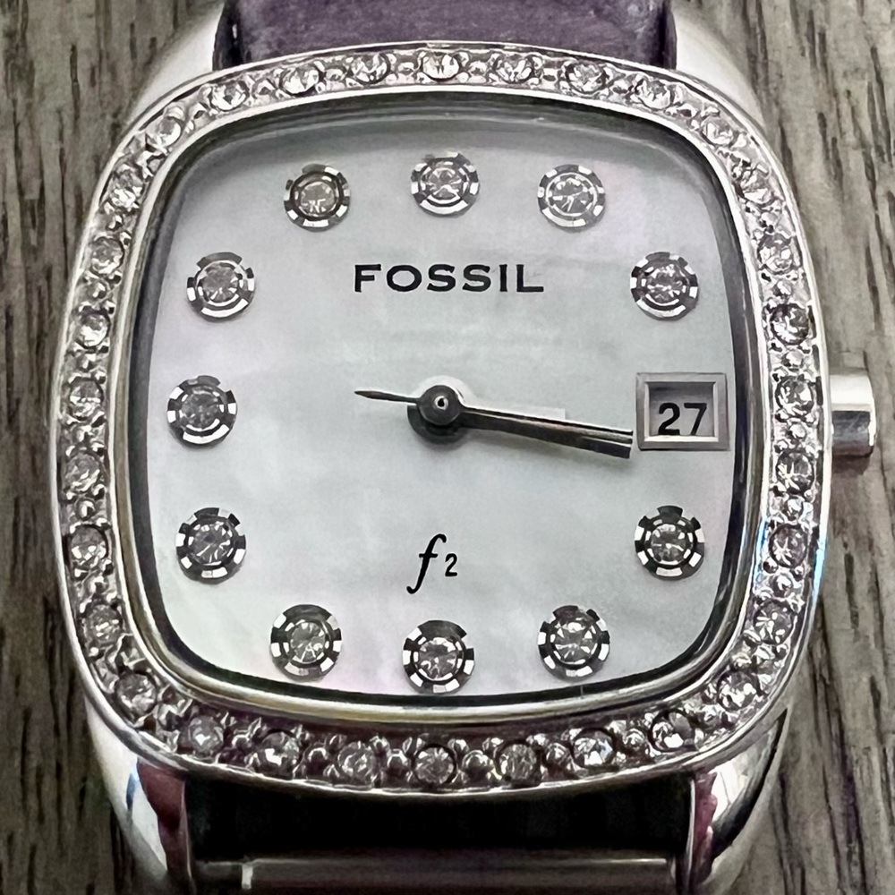 Vintage Fossil f2 Ladies Watch- Model ES-9963